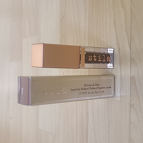 Shimmer & Glow Liquid Eye Shadow twig Color Rich, beautiful color - Picture 5 of 5